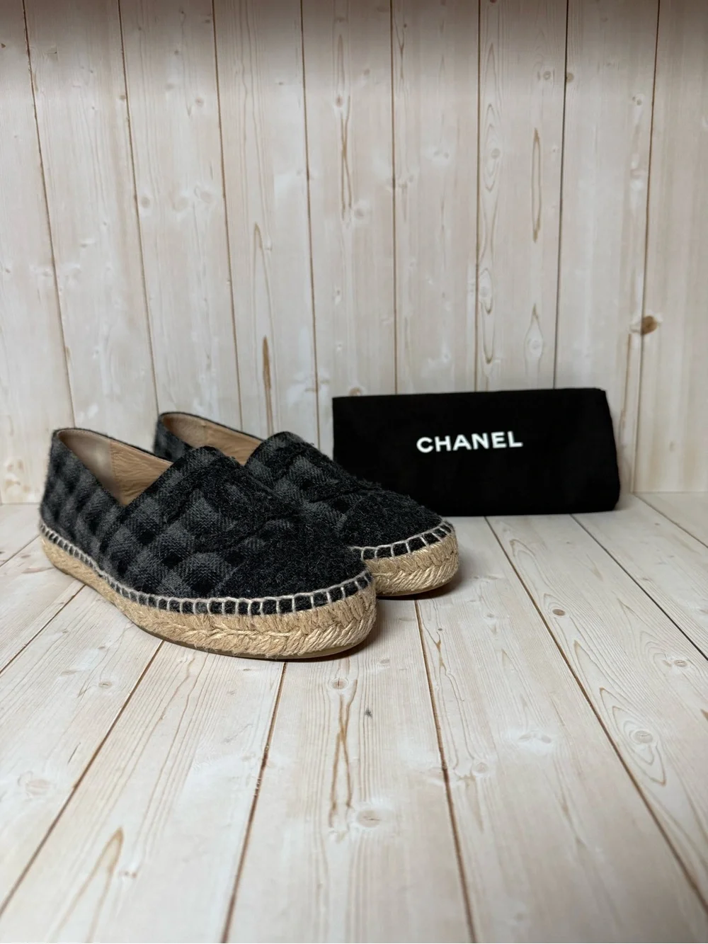 CHANEL Flannel CC Espadrille Flats Dark Grey/Black Sz 36 / 6